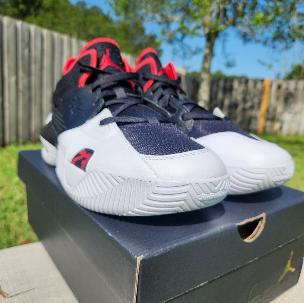 Size 14 - Jordan Stay Loyal 2 Black White Gym Red - Picture 6 of 8